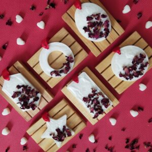 Rose wax sachet